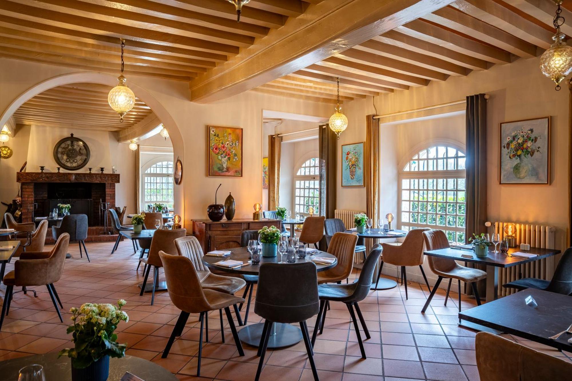 Le Relais Fleuri, Hotel Et Restaurant Logis - Avallon Sauvigny-le-Bois Bagian luar foto